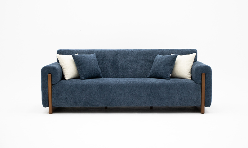 مبل کنزو آبی رنگ با دسته های چوب کار شده